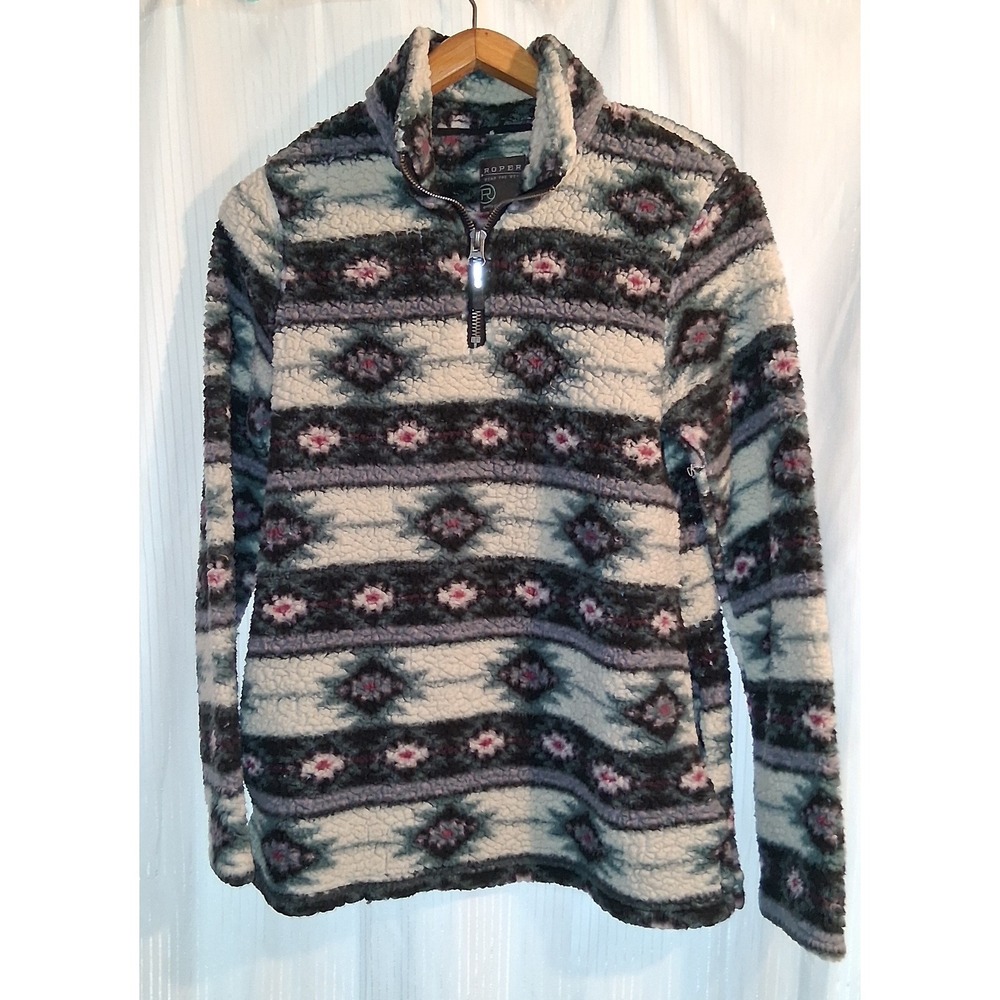 Roper Women's Sherpa Fuzzy pullover Medium‎